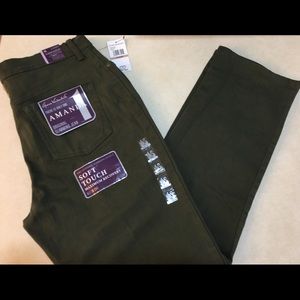 NWT Gloria Vanderbilt Dark Moss Jeans 12 Short